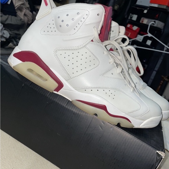 Nike air Jordan retro maroon 6’s - Picture 4 of 7